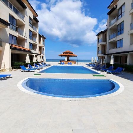 Obzor Beach Resort Apartment G-109 ภายนอก รูปภาพ