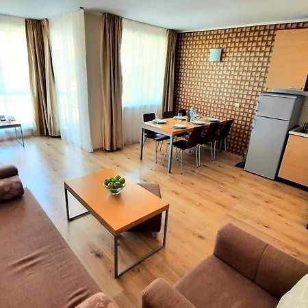 Obzor Beach Resort Apartment G-109 ภายนอก รูปภาพ