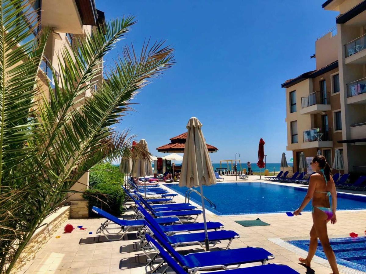Obzor Beach Resort Apartment G-109 ภายนอก รูปภาพ