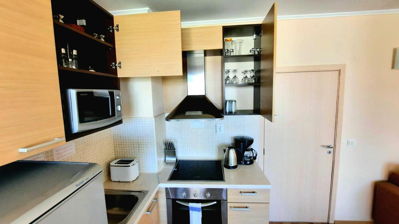 Obzor Beach Resort Apartment G-109 ภายนอก รูปภาพ