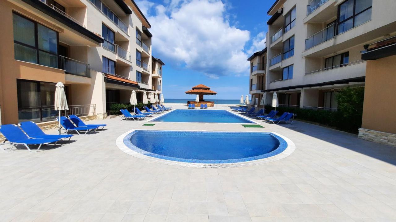 Obzor Beach Resort Apartment G-109 ภายนอก รูปภาพ